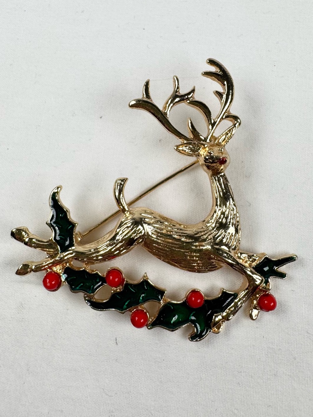 Vintage Christmas Reindeer Brooch Gold Tone Holiday Pin